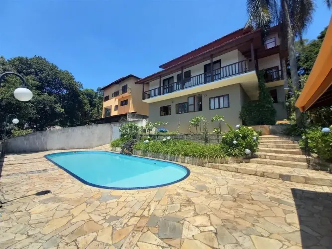 Casa com 4 dormitórios à venda, 511 m² por R$ 1.400.000,00 - Granja Viana - Cotia/SP