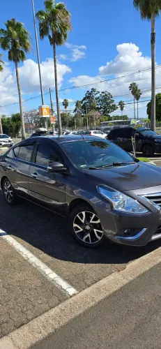 Nissan Versa SL 1.6 16V Flexstart 4P Aut. 2017