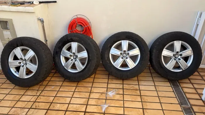 Jogo de rodas Amarok Aro 18 original