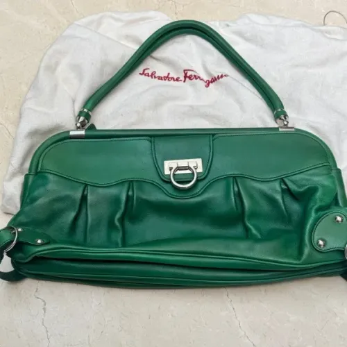 SALVATORE FERRAGANO - BOLSA ORIGINAL MODELO CLÁSSICO 