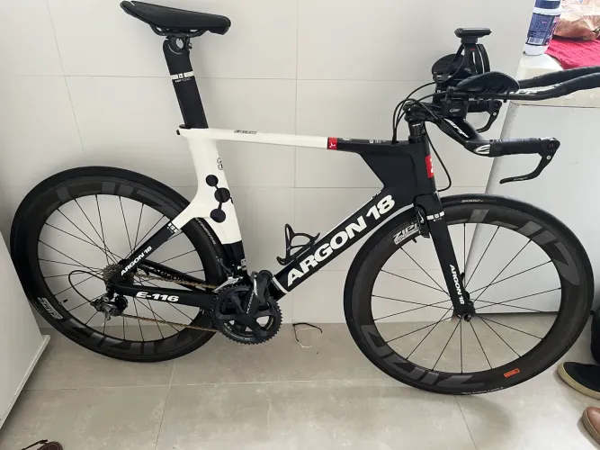 Argon 18 E-116 Triathlon - Shimano Ultegra - Rodas Zipp 404/808 Firecrest - Tamanho 56