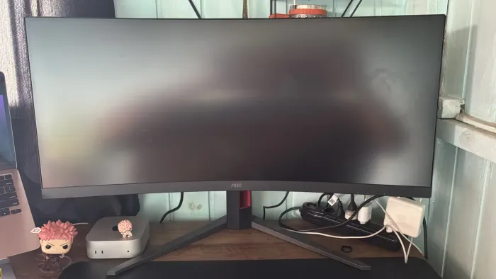 Combo 3 Monitores AOC (34" Ultrawide 180hz+ 27" 180Hz + 24")