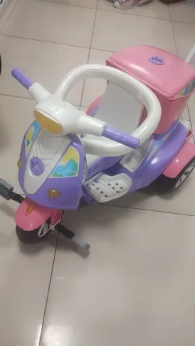 Vendo Rack 800,00 e vendo um carrinho veloz 300,00 passo cartão de crédito até 5x