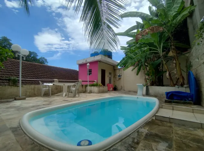 Casa com 4 Quartos e Piscina na Glória, RJ