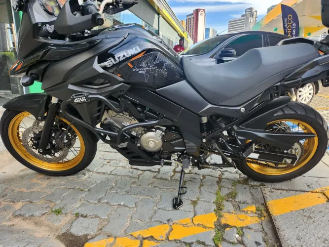Suzuki VStrom 650 XT