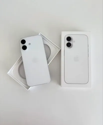 IPHONE 16 