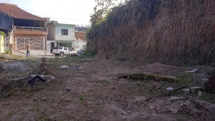 Terreno em lote Ferraz de Vasconcelos 