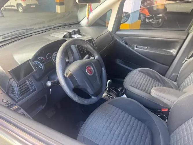 Fiat Idea Adv./ Adv.lock.dualogic 1.8 Flex 5P 2013