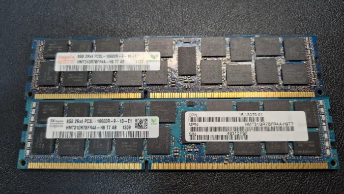 Kit 16GB (2x 8GB) Memória Servidor DDR3L ECC Reg 1333MHz SK Hynix