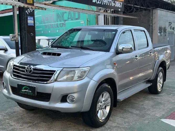 Toyota Hilux CD D4-d 4X4 3.0 TDI Dies. Mec. 2015