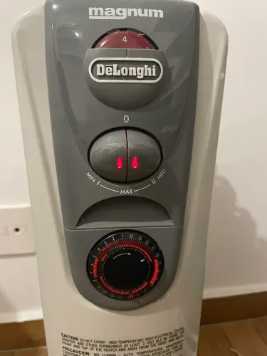 aquecedor De?Longhi Magnum,