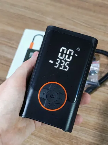 COMPRESSOR DE AR PORTÁTIL COM DISPLAY DIGITAL
