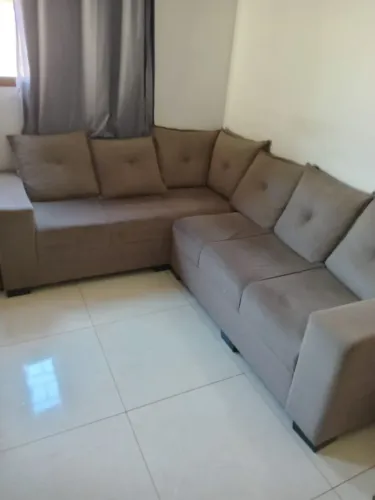Sofá usado conservado