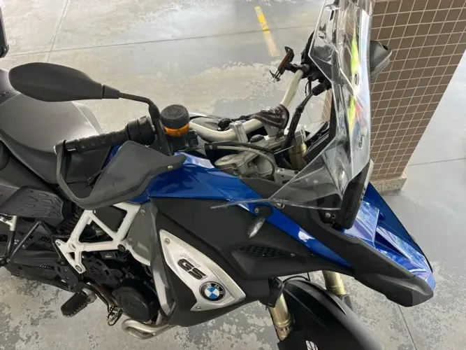 GS 800 Adventure 2018 em ótimo estado de conservação