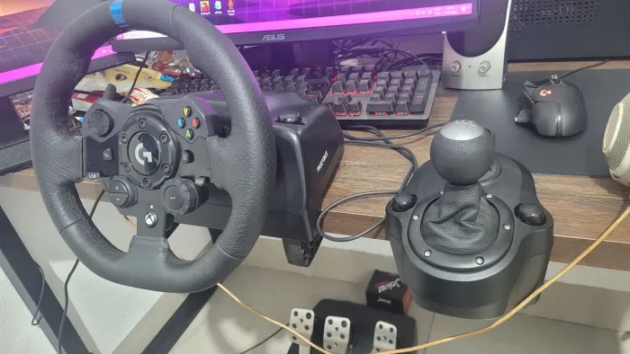 Volante Logitech g923 + câmbio H