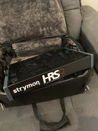 PEDALBOARD HRS 40X33 COM SOFT BAG PERFEITO ESTADO