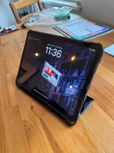 Apple iPad Air 5a geração 64gb Space Grey