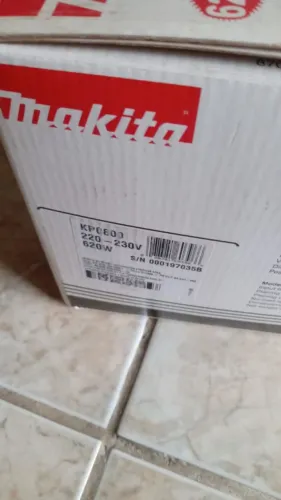 Makita nova na caixa 