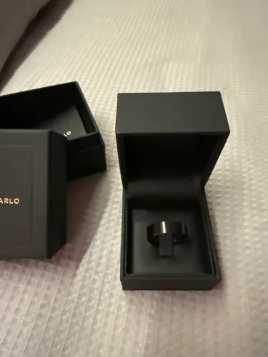 Anel Montecarlo Preto Aro 23