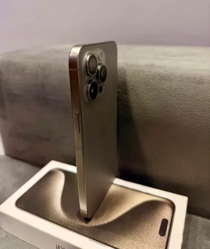 VENDO IPHONE 15 PRO MAX