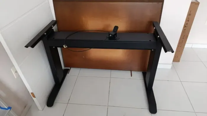 Estrutura para Mesa com Regulagem de Altura