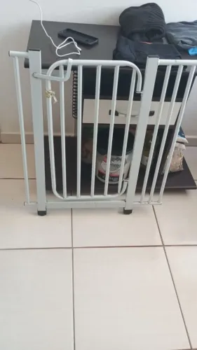 Vendo portãozinho para porta . 