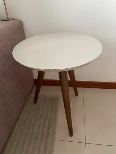 Mesa lateral redonda