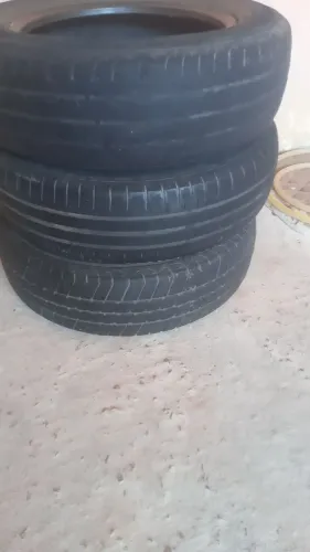 3Pneus aro 14