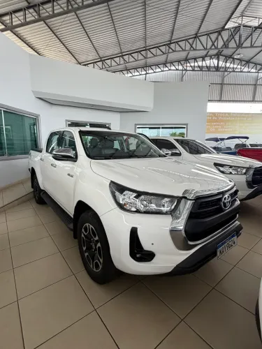 Toyota Hilux CD SRV 4X4 2.8 TDI Diesel Aut. 2022