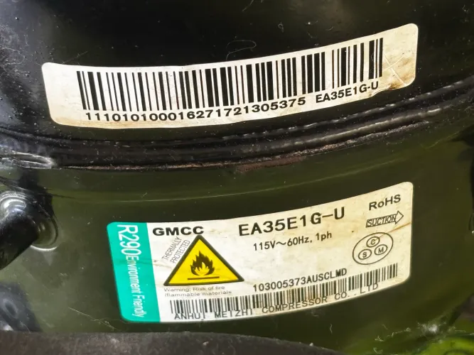 Motor Compressor Geladeira GMCC EA35E1G-U Gás R134a - Usado