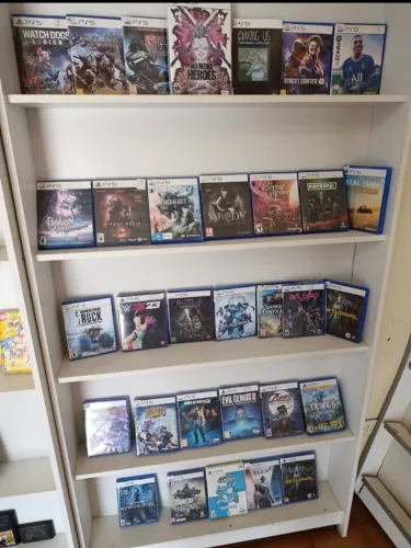 Vários tipos de produtos.  Tudo pra desapego 