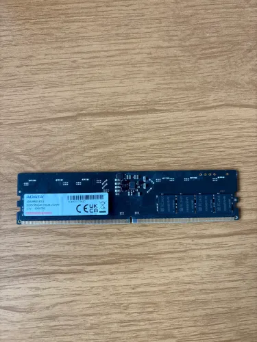 Memória RAM ADATA 16GB 5600MHz DDR5 Samsung B-die