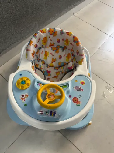 Andador de bebê