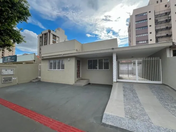 Casa comercial para alugar, 150 m², Jardim Aurora, Londrina