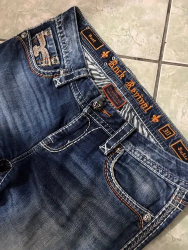 Calça jeans Rock Revival feminina