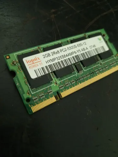 Memória RAM 2GB DDR2 667MHz SO-DIMM Notebook (Hynix)