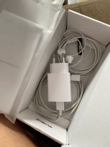 Celular redmi 5 novo ,usado 5 meses