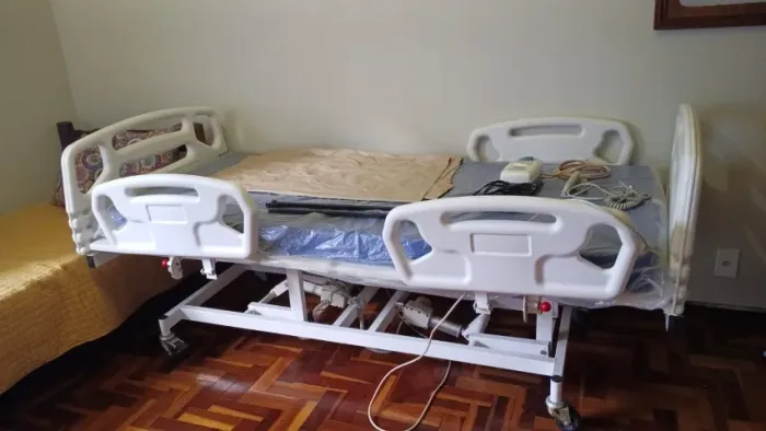Cama hospitalar modelo LDA01-312