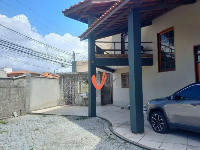 Casa com 4 dormitórios para alugar, 380 m² por R$ 0/mês - Parque Manibura - Fortaleza/CE