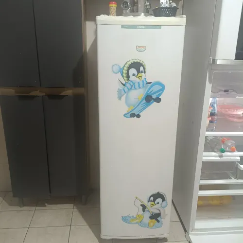 Freezer barato