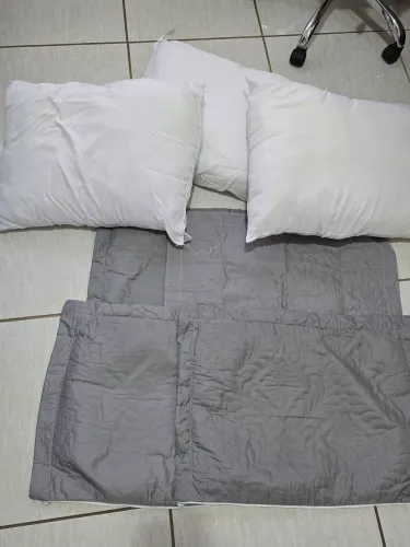 Kit Cama Casal Completo (Cobre-leito + 3 Travesseiros + 4 Porta-travesseiros)