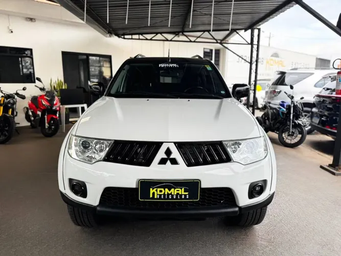 Mitsubishi Pajero Dakar 3.2 4X4 T.i. Dies. 5P Aut. 2012