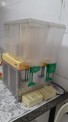 Refresqueira 15 litros cada