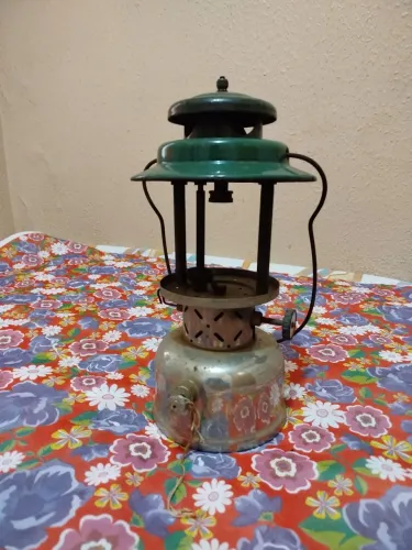 Lampião a Querosene Coleman.