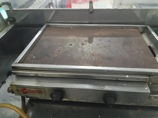 Chapa para lanches a gás