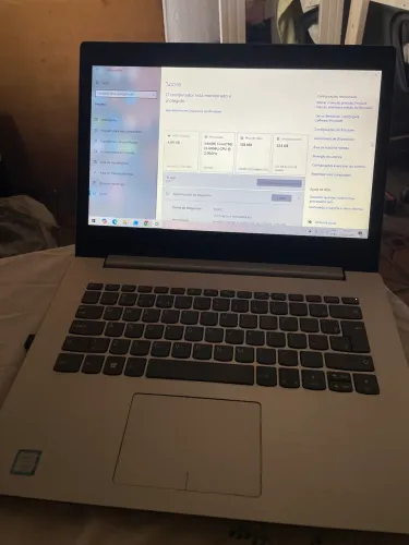 Notebook Lenovo i3-6006U CPU 2.00GHz/ Armazenamento de 224GB/ Placa de Vídeo de 128MB