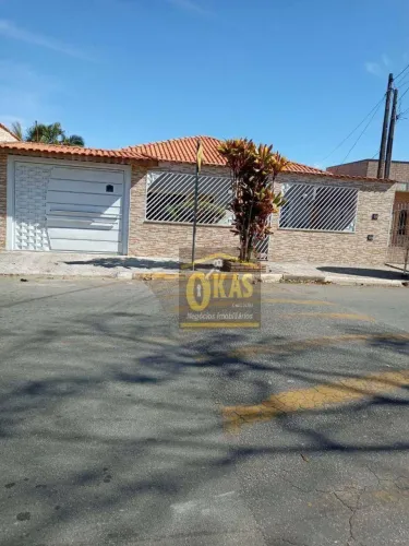 Casa com 4 dormitórios à venda, 192 m² por R$ 848.000,00 - Sesc - Suzano/SP