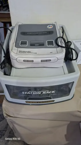 Super Famicom + acessórios