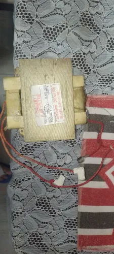 Transformador para microondas