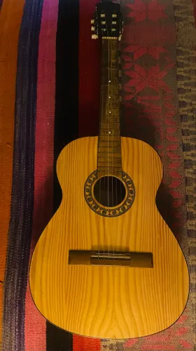 VIOLÃO BOM ESTADO - SOM EXCELENTE
